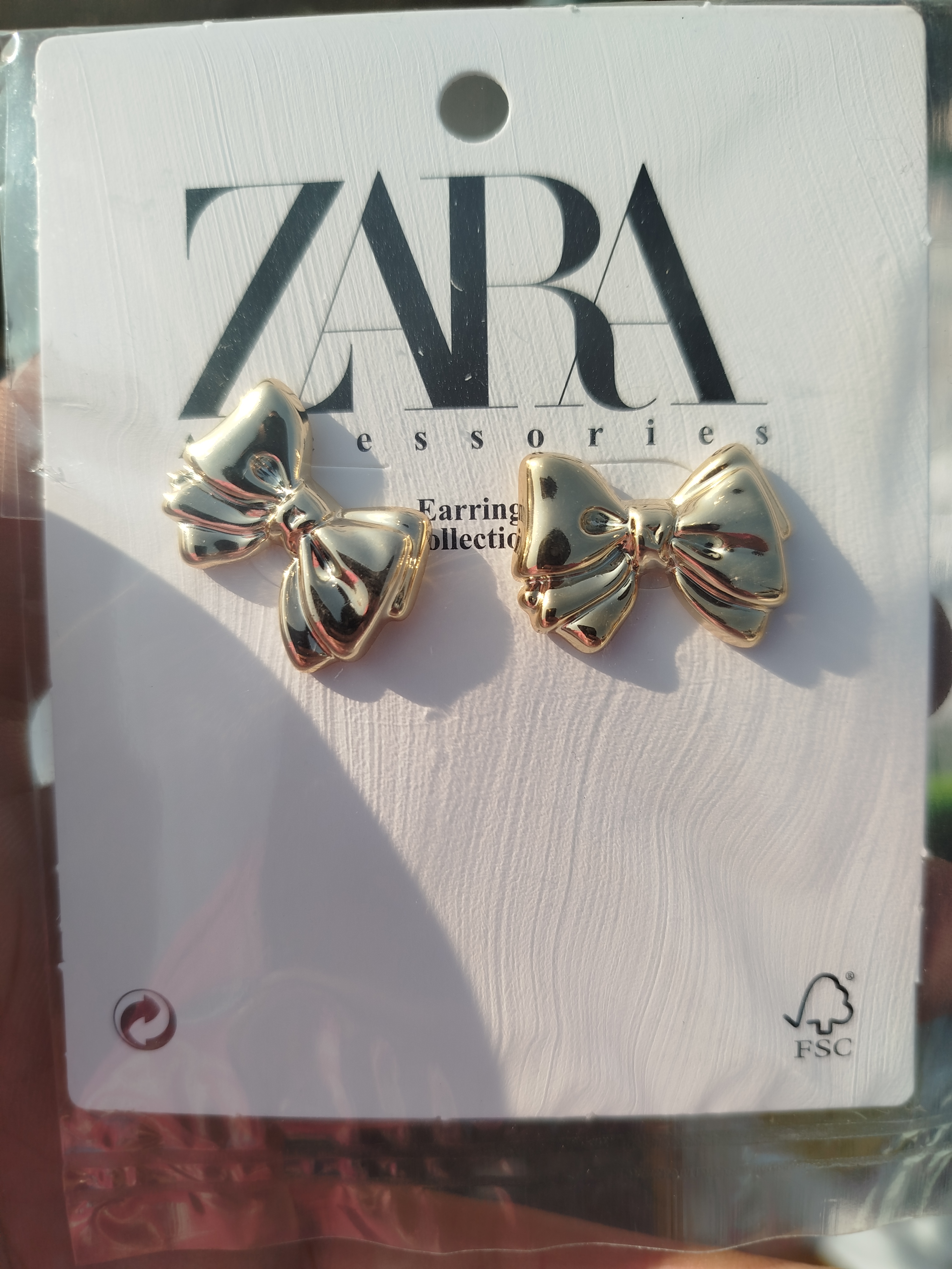 گوشواره پاپیون طلایی