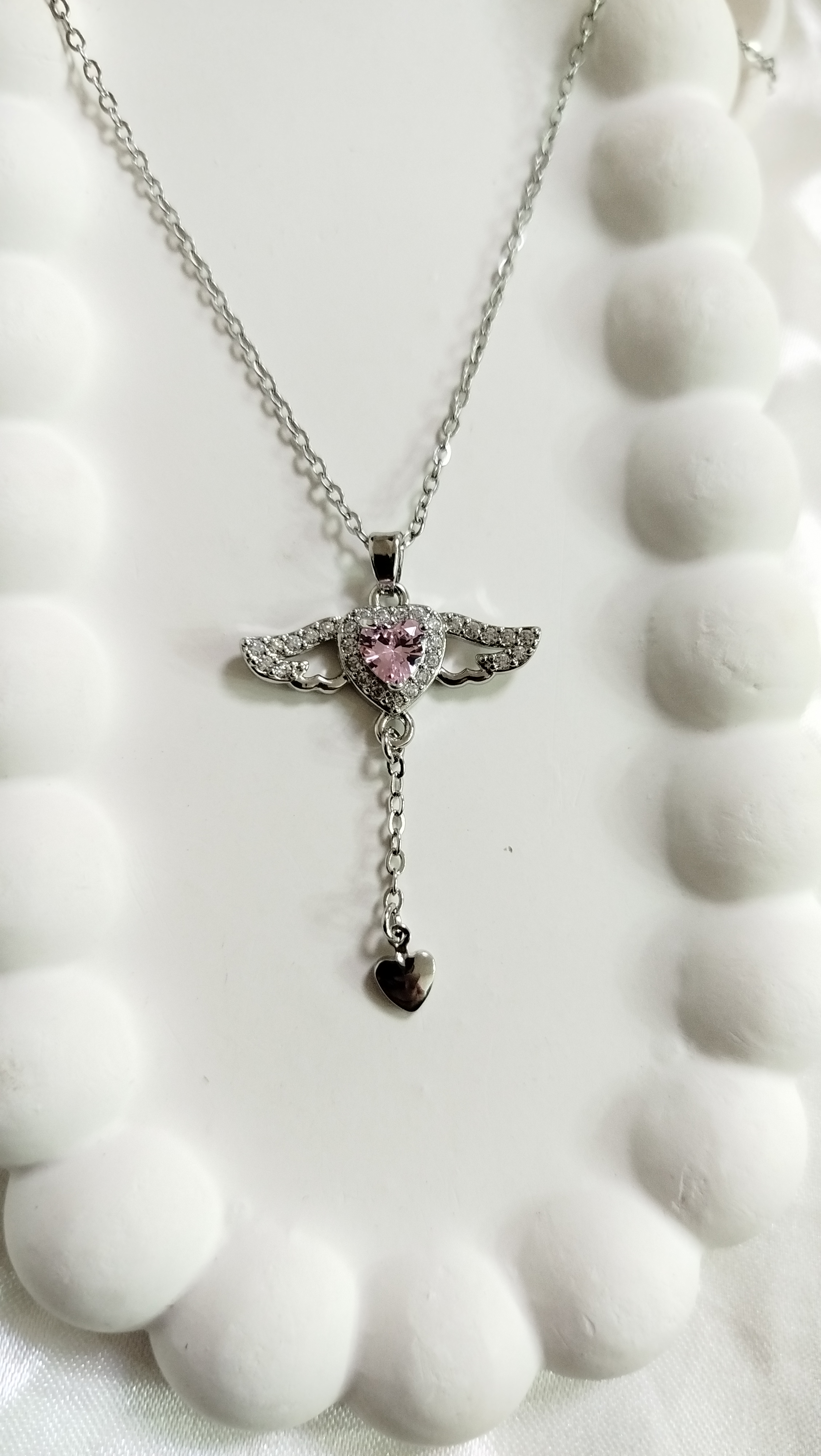 گردنبند بال فرشته قلبی نگین صورتی استیل رنگ ثابت برند سواروسکی Swarovski