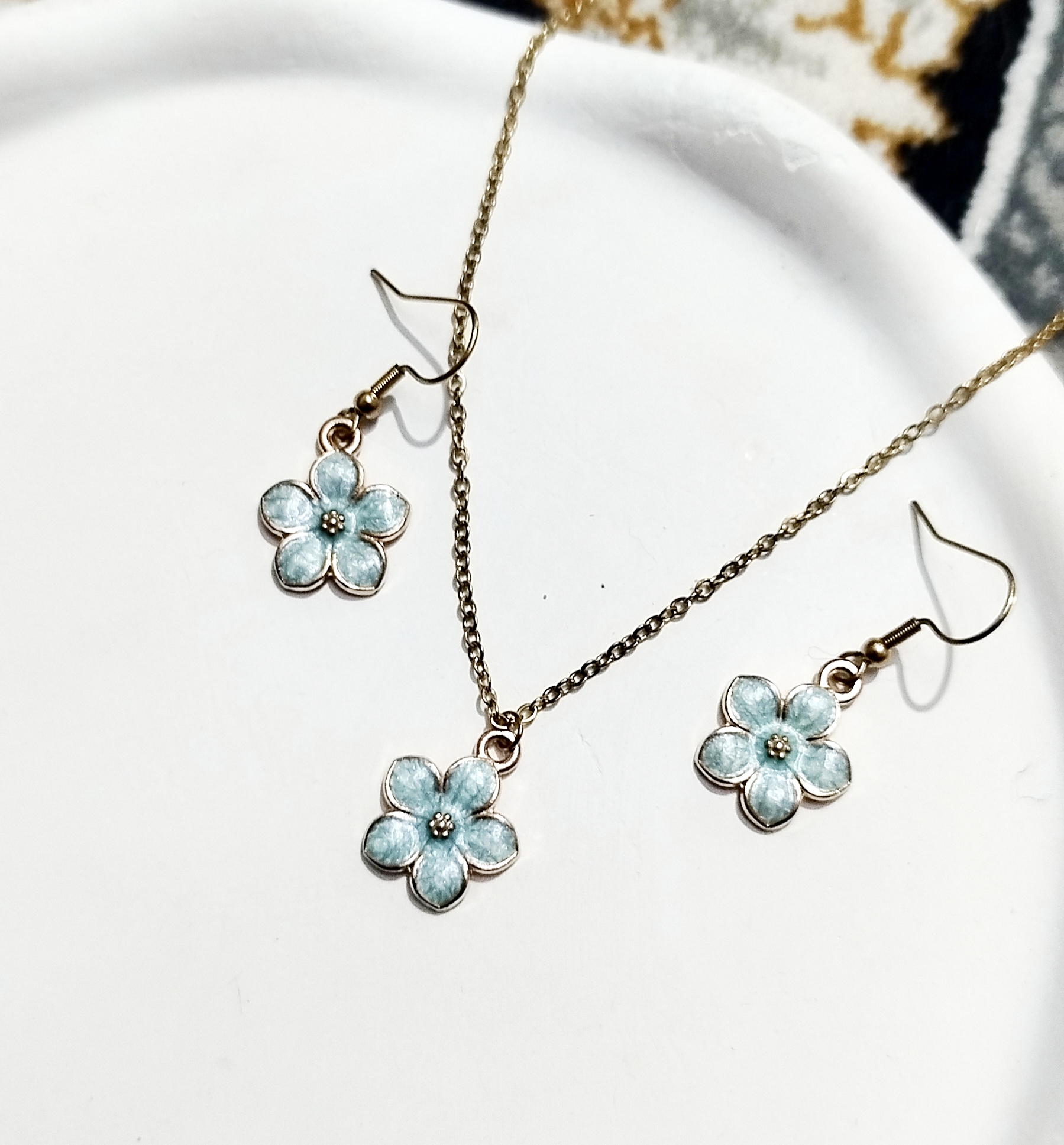 نیم ست گوشواره گردنبند آبی آسمانی پاستیلی ترند استیل ضد حساسیت از برند Zara accessories