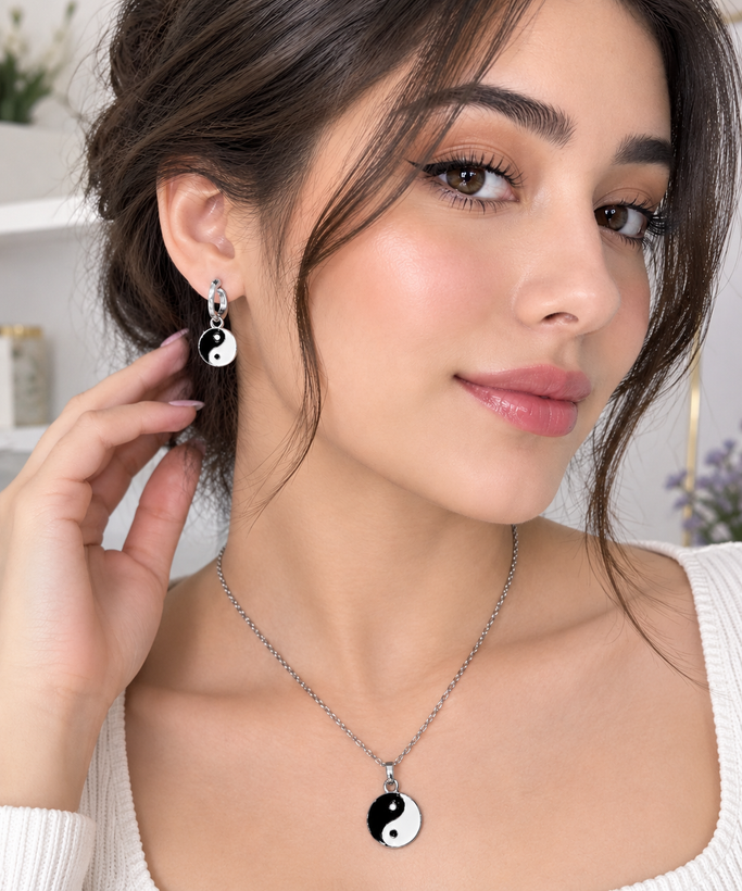 نیمست گردنبند و گوشواره یین یانگ | استیل رنگ ثابت |تولید ایتالیا برند Zara | فانتزی و ترند ۲۰۲۶ | نماد تعادل و انرژی مثبت